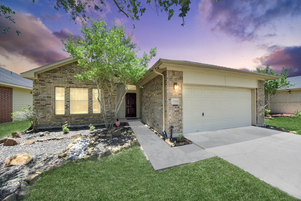 7330 Jacobs Well Drive, Richmond, TX 77407