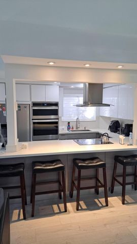 2226 DISCOVERY Circle W, Deerfield Beach, FL 33442