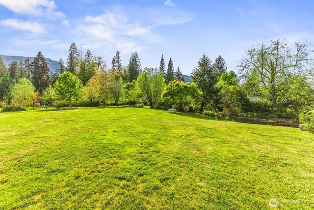 4930 Mosquito Lake Road, Deming, WA 98011