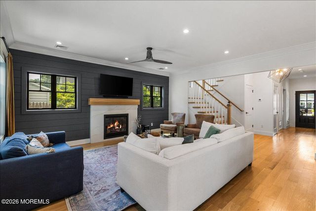 14 Wyckoff Avenue, Manasquan, NJ 08736