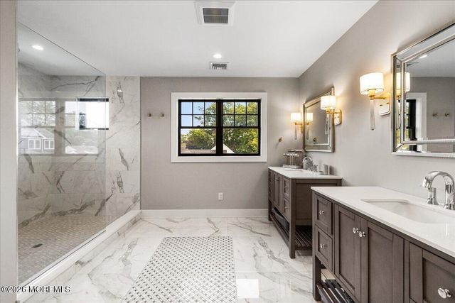 14 Wyckoff Avenue, Manasquan, NJ 08736