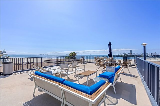 1 3rd Place 2, Long Beach, CA 90802