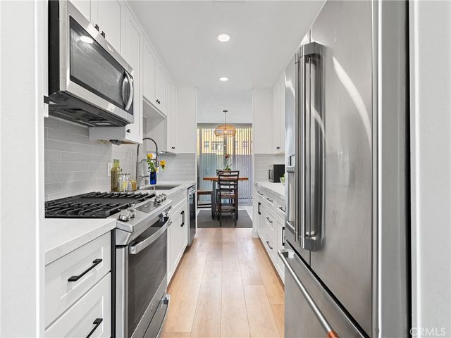 1 3rd Place 2, Long Beach, CA 90802