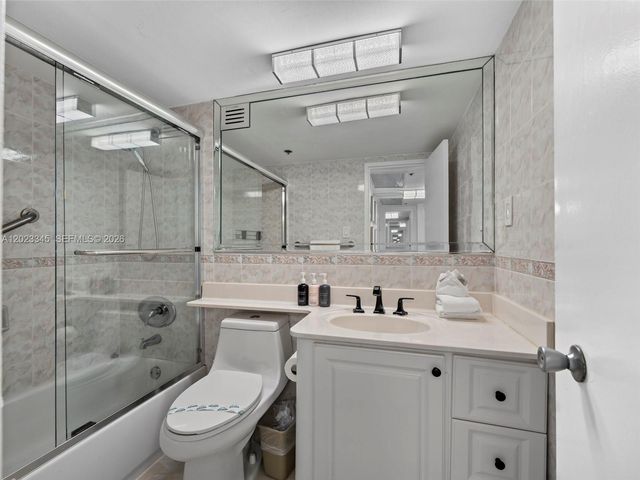 5225 Collins Ave 1509, Miami Beach, FL 33140