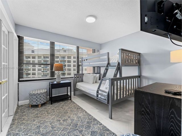 5225 Collins Ave 1509, Miami Beach, FL 33140