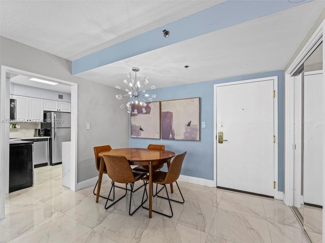 5225 Collins Ave 1509, Miami Beach, FL 33140
