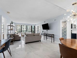 5225 Collins Ave 1509, Miami Beach, FL 33140