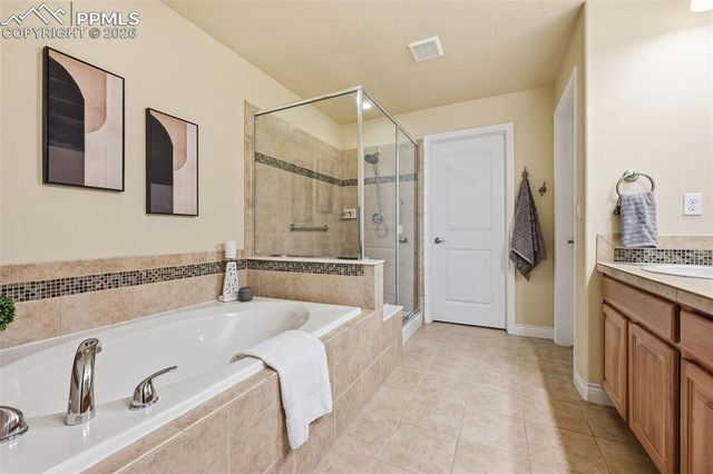 4417 Echo Court, Larkspur, CO 80118