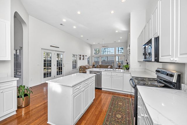 102 Corral Circle, Summerville, SC 29485