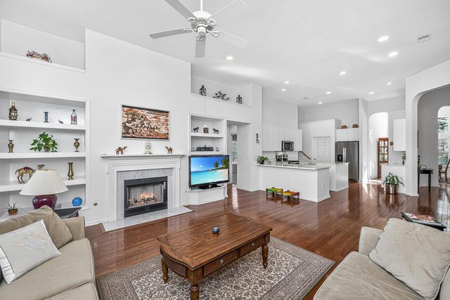 102 Corral Circle, Summerville, SC 29485