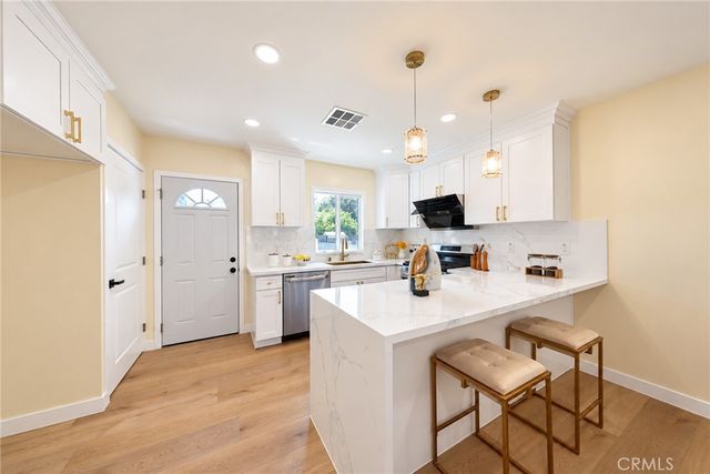 2710 Magnolia, Long Beach, CA 90806
