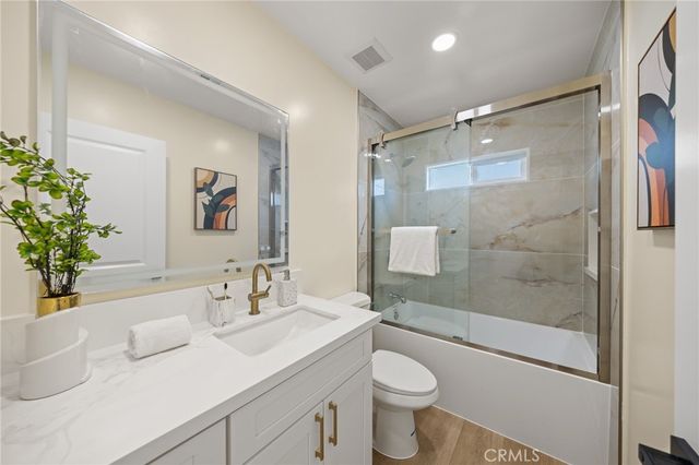2710 Magnolia, Long Beach, CA 90806