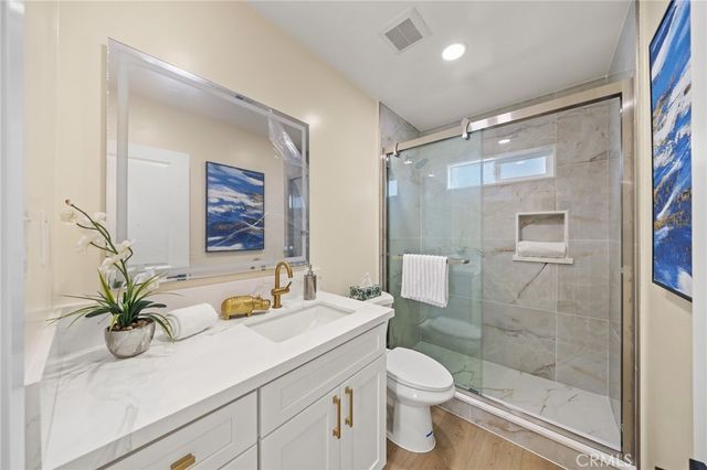 2710 Magnolia, Long Beach, CA 90806