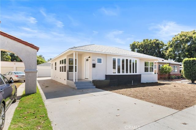 2710 Magnolia, Long Beach, CA 90806