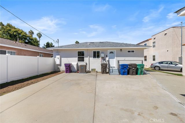 2710 Magnolia, Long Beach, CA 90806