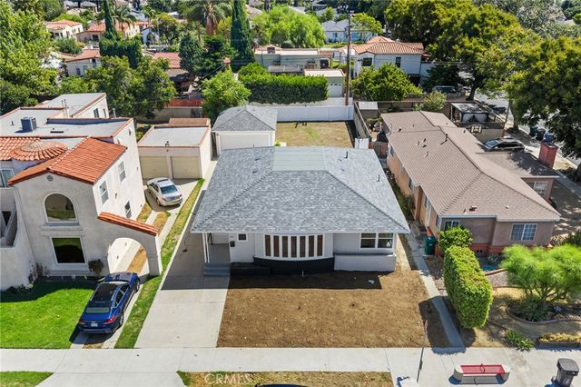 2710 Magnolia, Long Beach, CA 90806