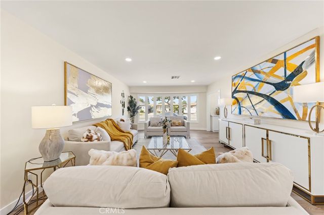 2710 Magnolia, Long Beach, CA 90806