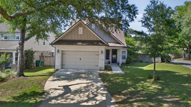 1990 Hattie Mae Lane, Niceville, FL 32578