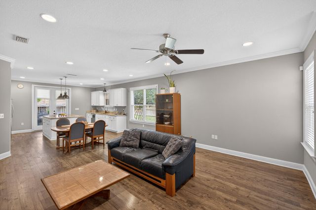 1990 Hattie Mae Lane, Niceville, FL 32578