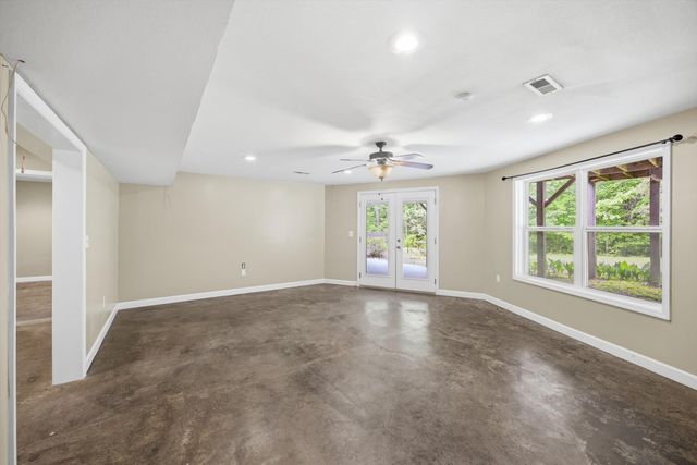 15593 Iles Road, Sale Creek, TN 37373