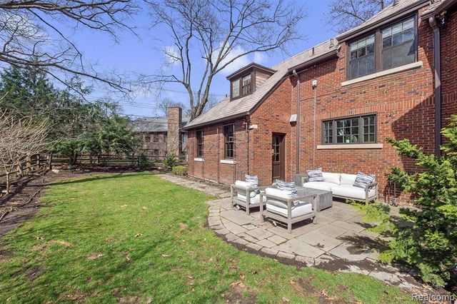 2026 Norway Road, Ann Arbor, MI 48104