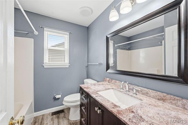 820 Glenhaven Drive, O'fallon, MO 63366