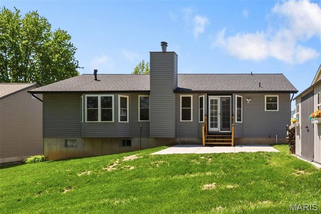 820 Glenhaven Drive, O'fallon, MO 63366
