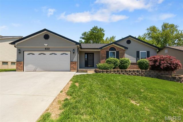 820 Glenhaven Drive, O'fallon, MO 63366