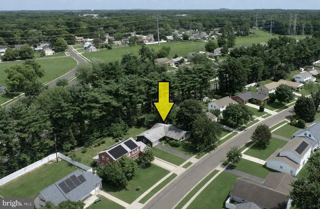 44 HENDERSON LN, Willingboro, NJ 08046