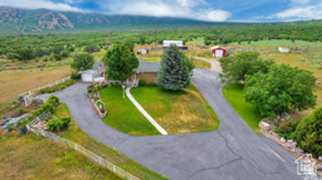 Image 13 of property listing at 14717 S 5200 W, Santaquin, UT 84655