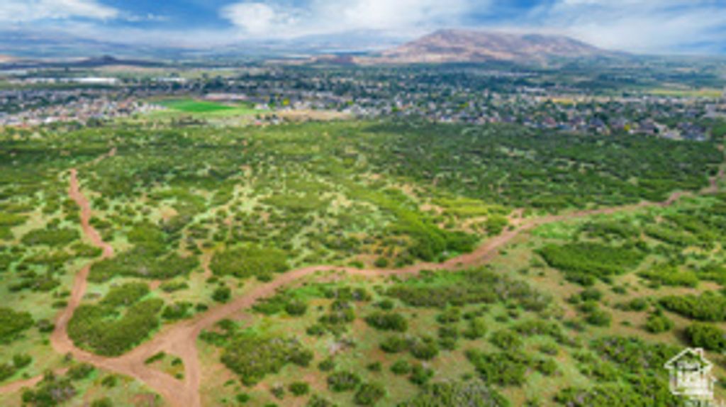 Image 3 of property listing at 14717 S 5200 W, Santaquin, UT 84655