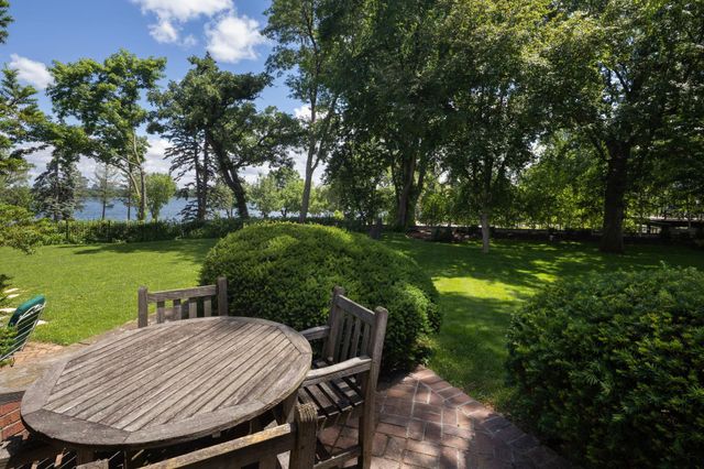 3715 Thomas Avenue S, Minneapolis, MN 55410