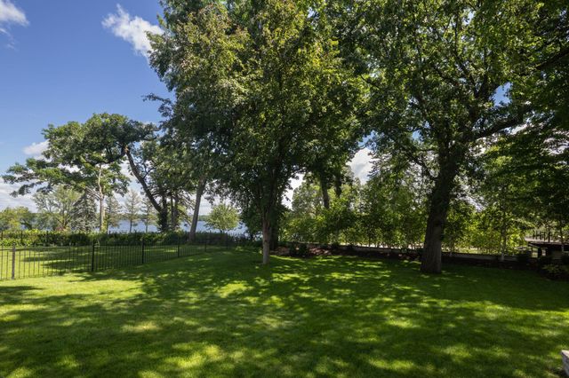 3715 Thomas Avenue S, Minneapolis, MN 55410