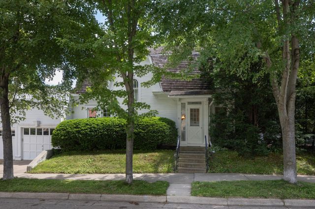 3715 Thomas Avenue S, Minneapolis, MN 55410