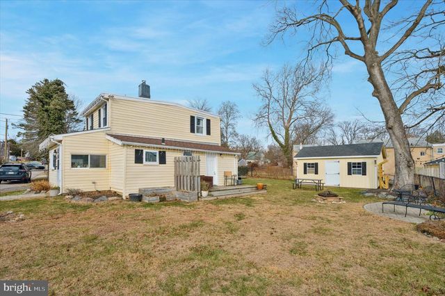 407 EMERALD ST, Media, PA 19063