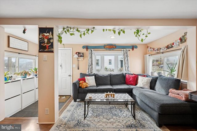 407 EMERALD ST, Media, PA 19063