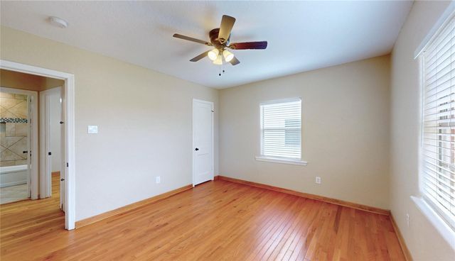 407 Arizona Street, La Porte, TX 77571