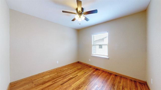 407 Arizona Street, La Porte, TX 77571