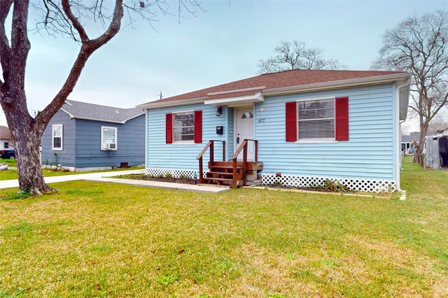 407 Arizona Street, La Porte, TX 77571