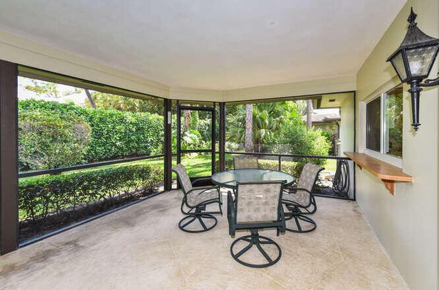 493 Forestview Drive, Atlantis, FL 33462