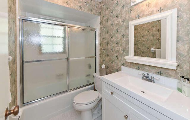 493 Forestview Drive, Atlantis, FL 33462