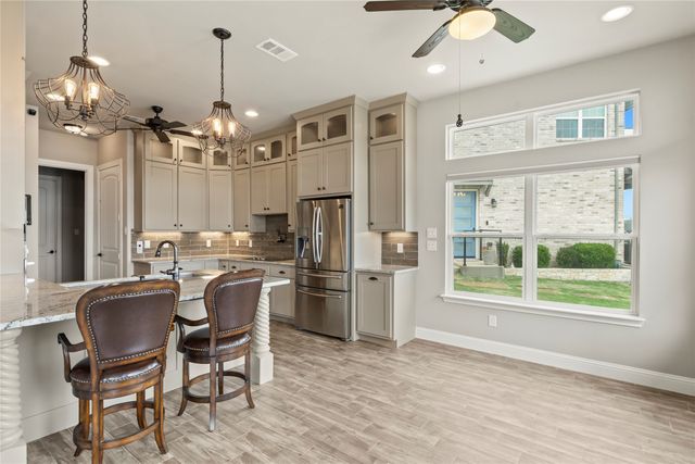 164 Marina Drive, Mabank, TX 75156