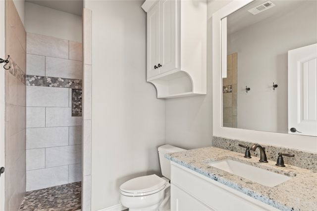 164 Marina Drive, Mabank, TX 75156