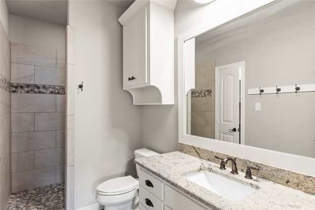 164 Marina Drive, Mabank, TX 75156