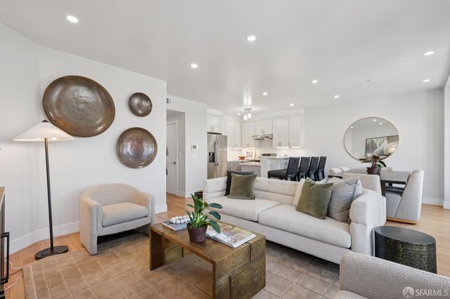 3011 20th Street 2, San Francisco, CA 94110