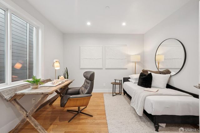 3011 20th Street 2, San Francisco, CA 94110