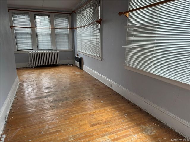 59 Willow Street, Floral Park, NY 11001