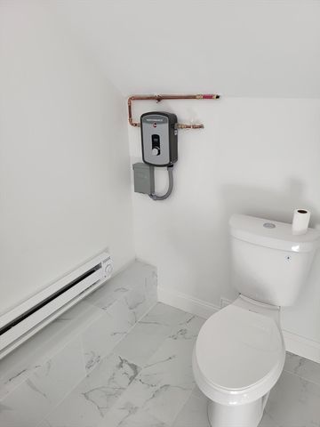 147 N Mill Street, Holliston, MA 01746