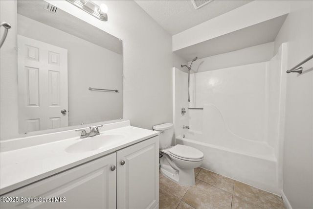 1254 Buffing Circle SE, Palm Bay, FL 32909