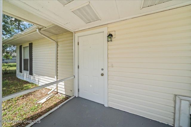 1254 Buffing Circle SE, Palm Bay, FL 32909